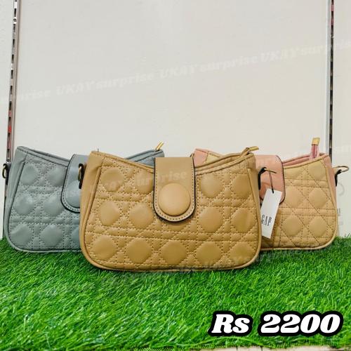 GIRLS BAG 10.jpg